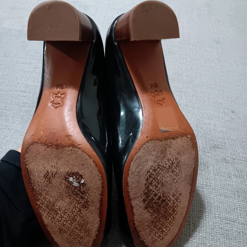 Tory Burch T Ring Black Patent Leather  Ballet Flats 6 M - Picture 6 of 12